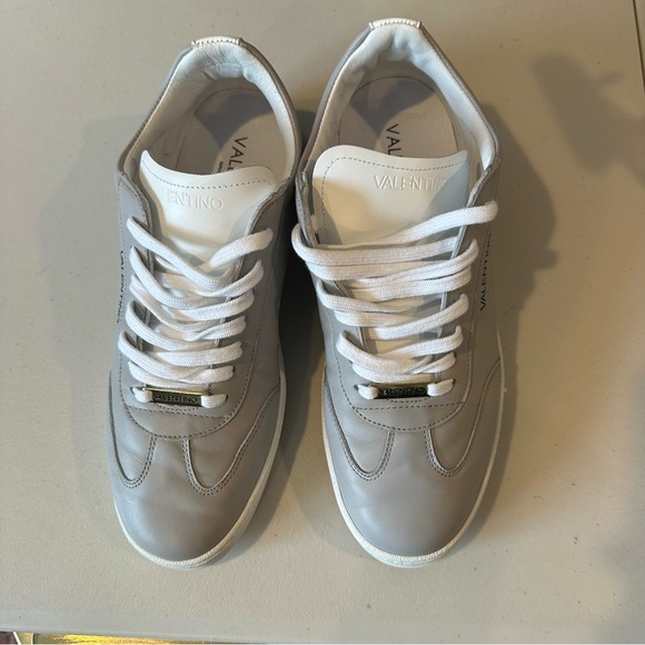 VALENTINO by Mario Valentino Ronald Logo Leather Sneakers in Grey - Picture 5 of 14
